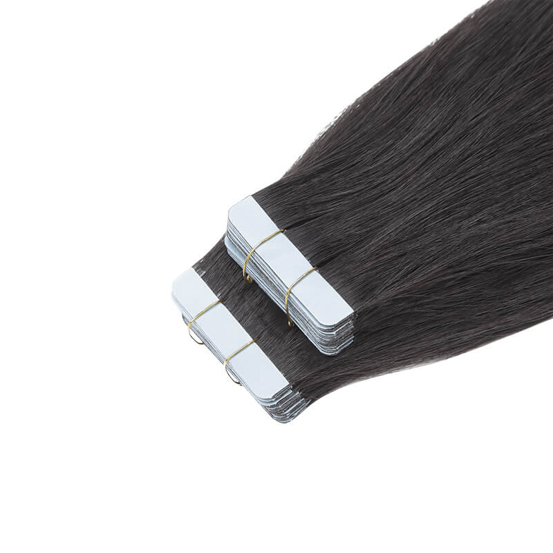 Schwarze, gerade Tape-Ins im 2er-Pack mit 40 Stück für mehr Volumen