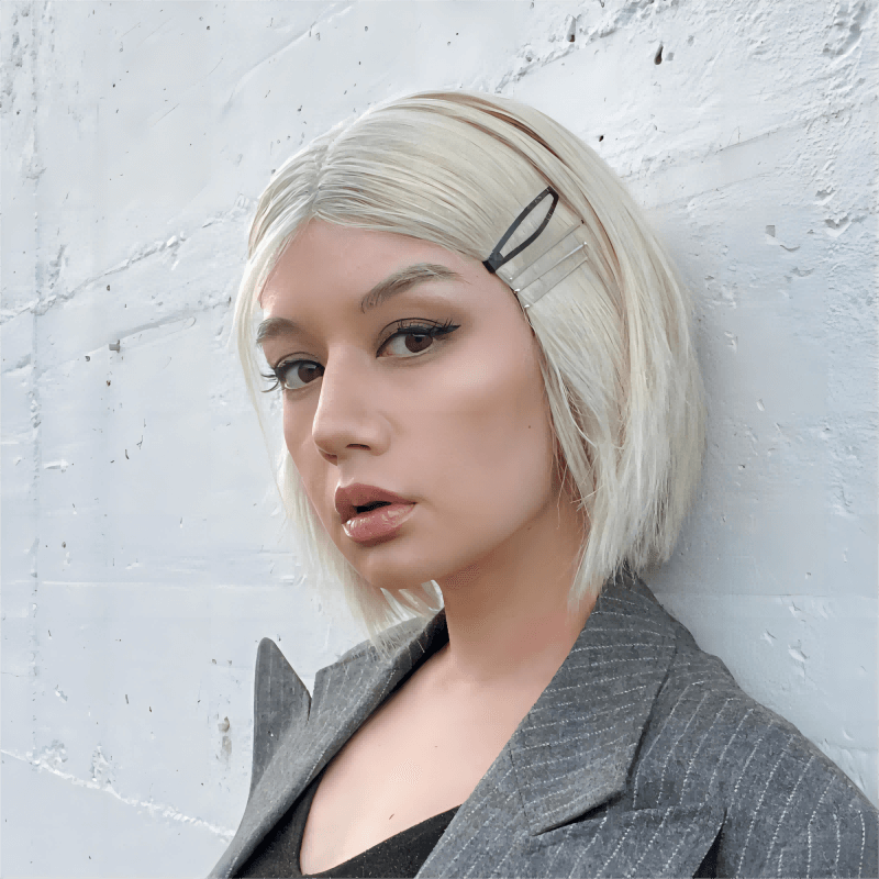 Short wigs without bangs discount