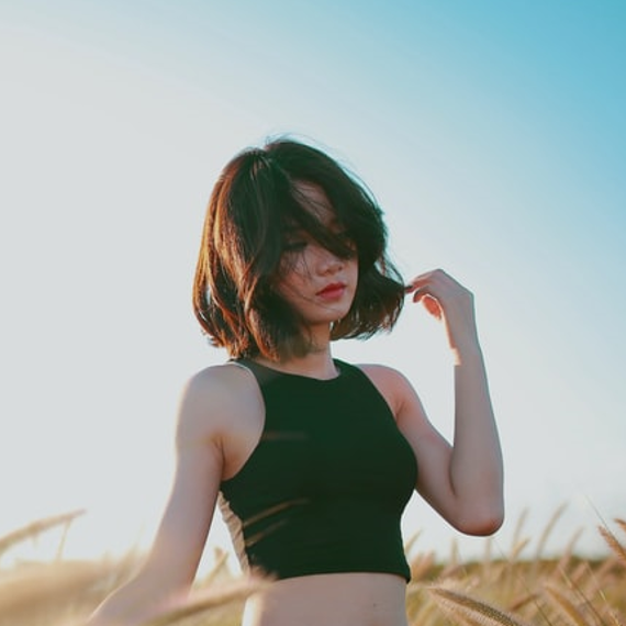 How to Make a Middle Part Wig a Side Part and Style It?