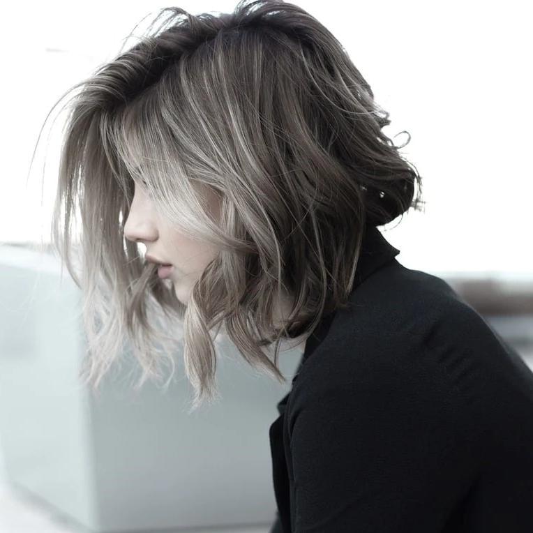 How to Choose the Best Human Hair Wigs with Bangs